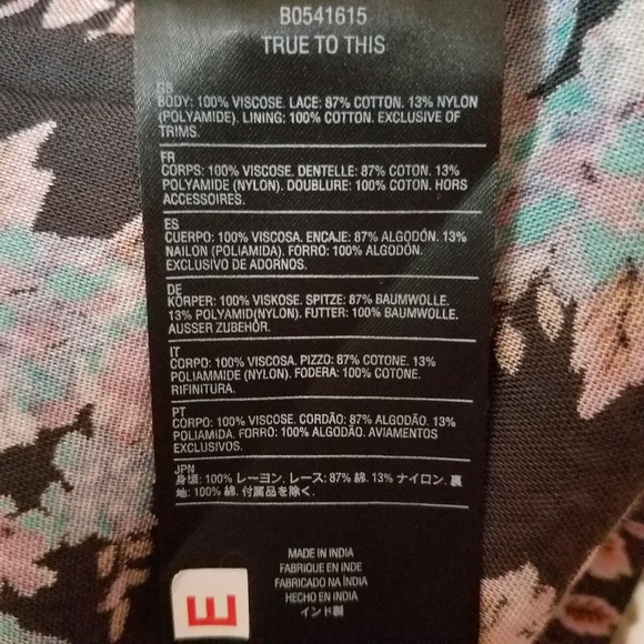 NWT- Volcolm "Salty Free" Bell sleeved Peasant top - Picture 8 of 8